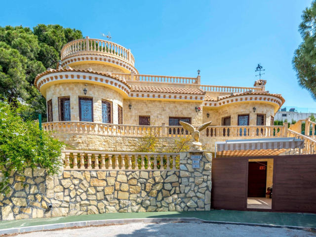 Villa for sale, Campoamor, Orihuela Costa